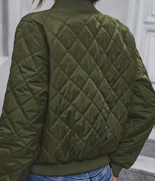 Продавам дамско яке