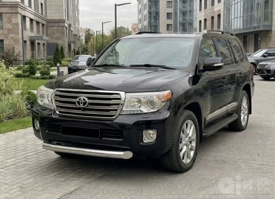 Защита бампера на Toyota Land Cruiser 200 100