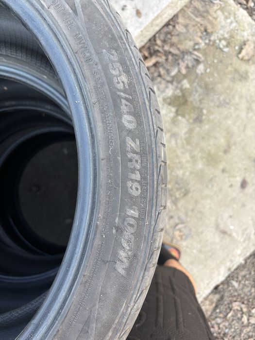 Продам шины Кумхо (kumho)  255x40x19