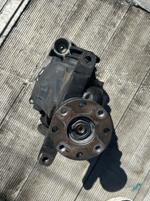 Grup spate bmw e 81 e87 e90 e91 raport 3:64