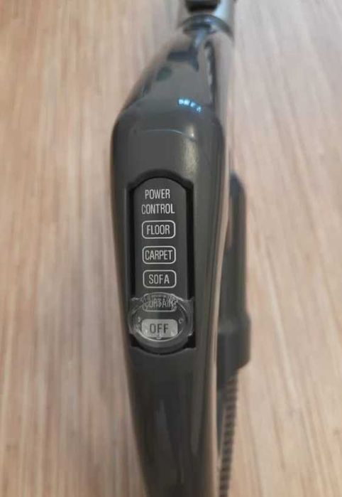 Пылесос LG Kompressor VC83209UHAV