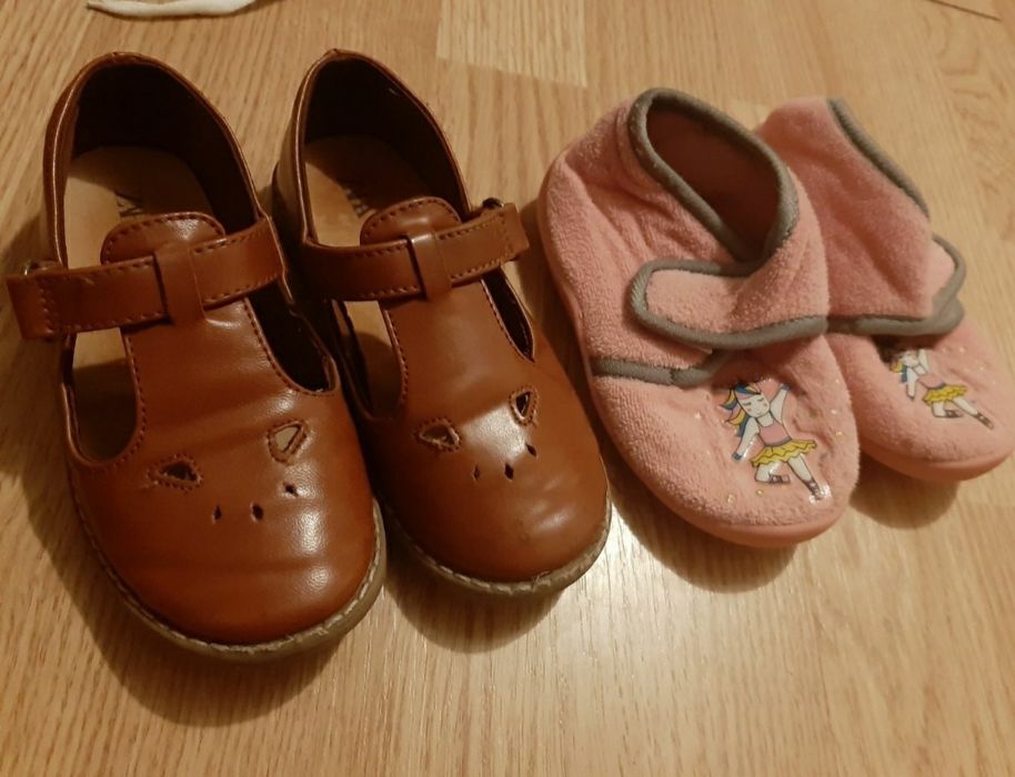 Lot incaltaminte marimea 25 Crocs, Zara, sandale, pantofi, tenisi. 
Pa