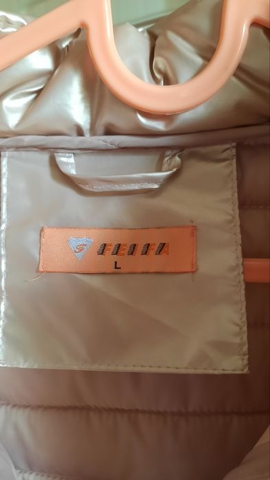 Дамско преходно яке