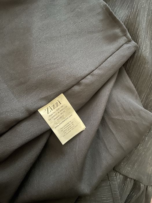 Рокля (нова) на шведската фирма ZIZI