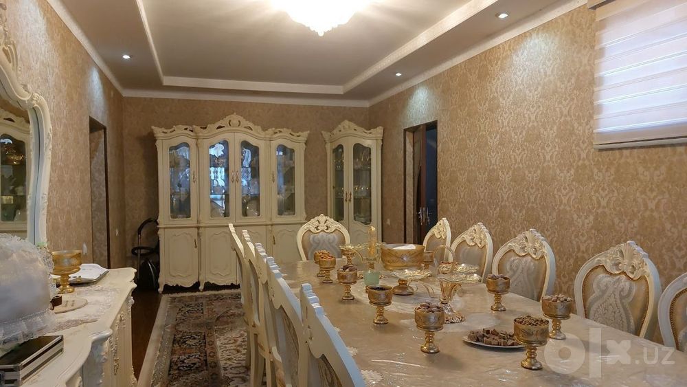 Кибрай.Карамурт.
ТТЗ Корзинка.
4.7 сотка
8 хона 3 санузла
Цена 150000
