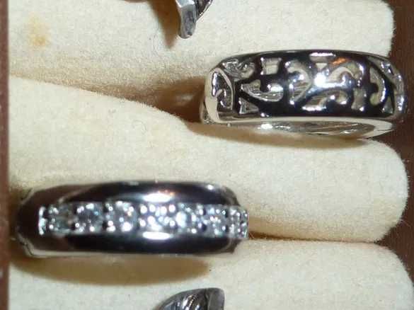 сребърни обици и закопчалки