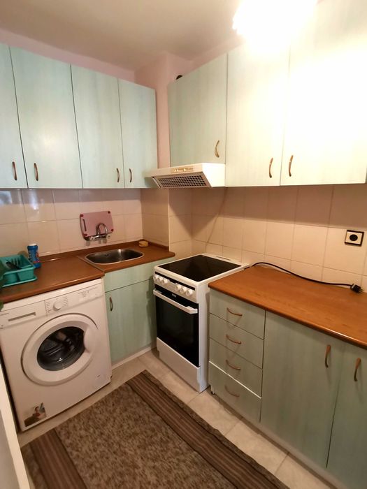 Дава се под наем Двустаен апартамент в Бургас, Възраждане - 60 кв.м за 200 € - Снимка #18