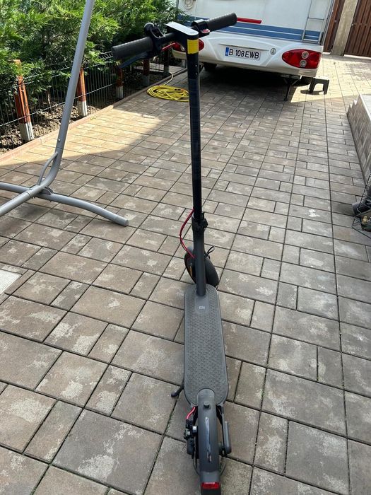 Trotinetă electrică