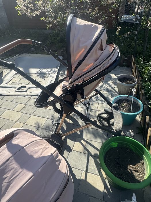 Продам детскую каляску