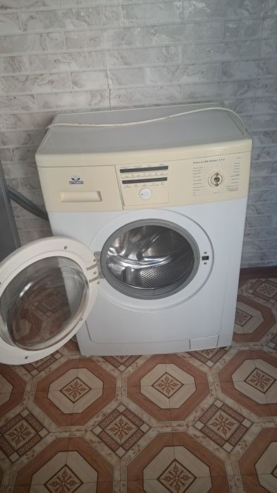 Продам стиральную машину