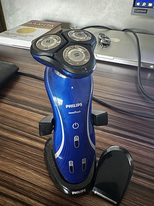 Машинка за бръснене Philips Senso Touch Wet RQ1150