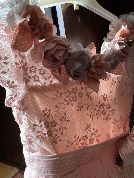 Вечернее платье