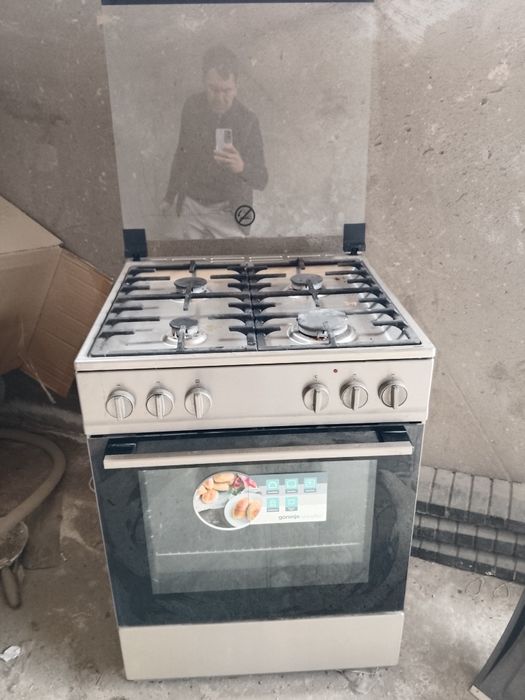 Газ плита духовка!