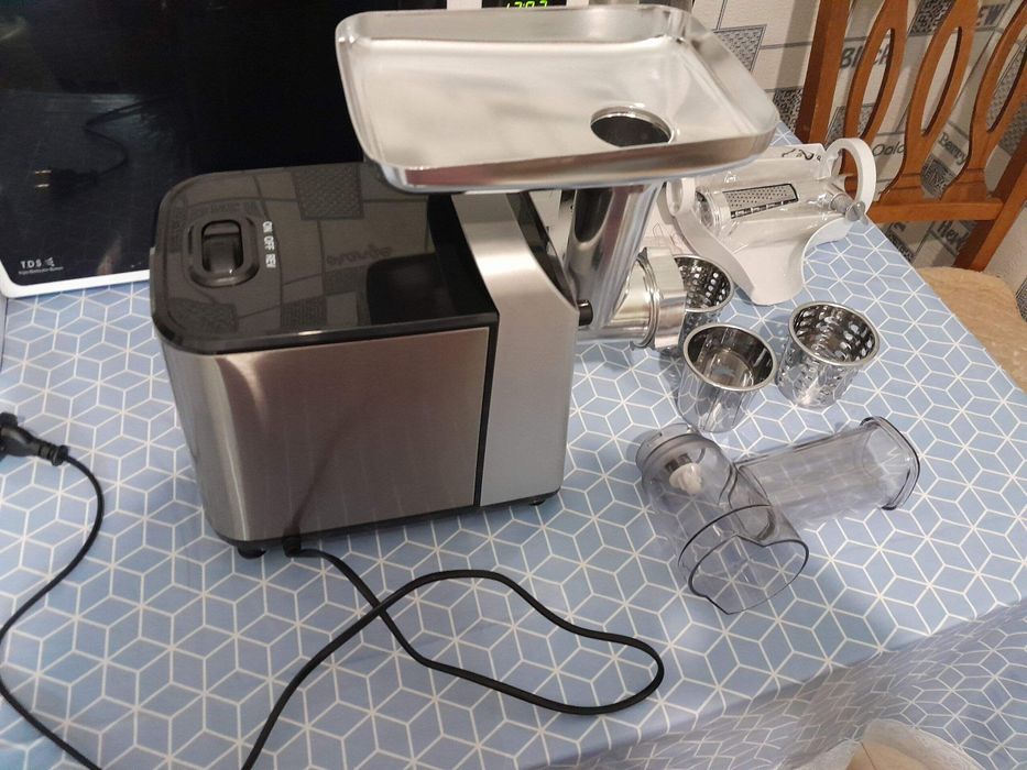 Продам мясорубку