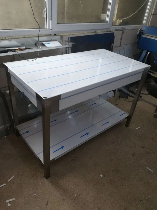 Mese si spalatoare de inox / mobilier de bucatarie