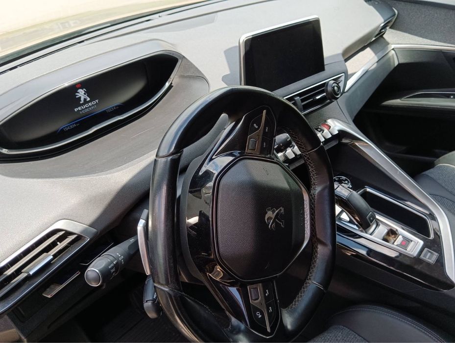 Peugeot 3008 1.5 BlueHDi 120 к.с. Автоматик GT Line | Перфектно състояние | Обслужен
