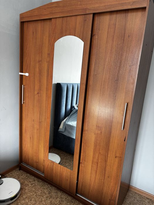 Продам Шифоньер б/у