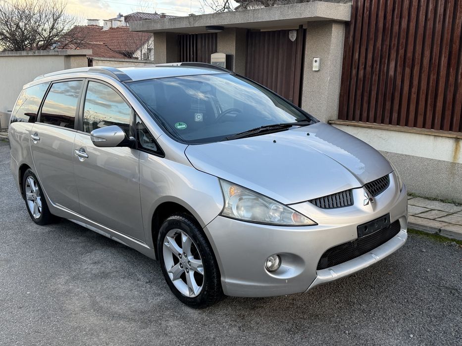 Mitsubishi GRANDIS