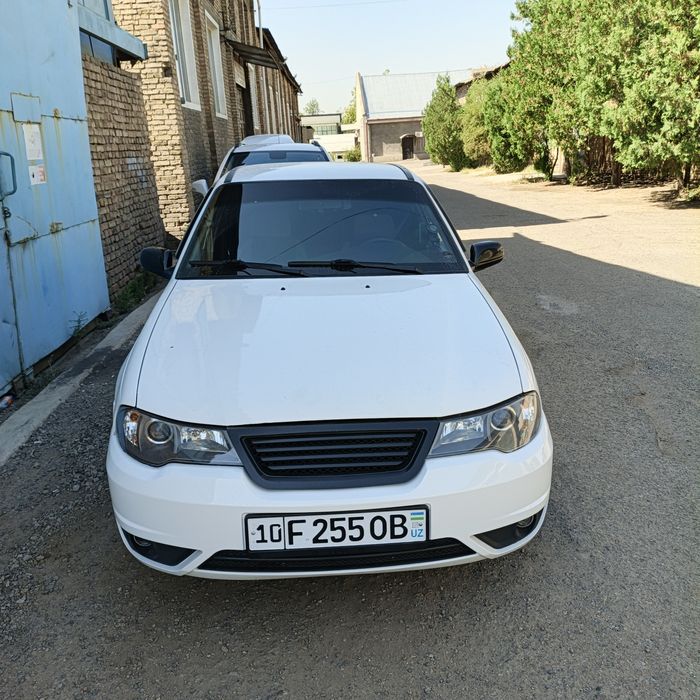 Nexia 2 супер кондиционер sotiladi 2008 yil  xolati alo