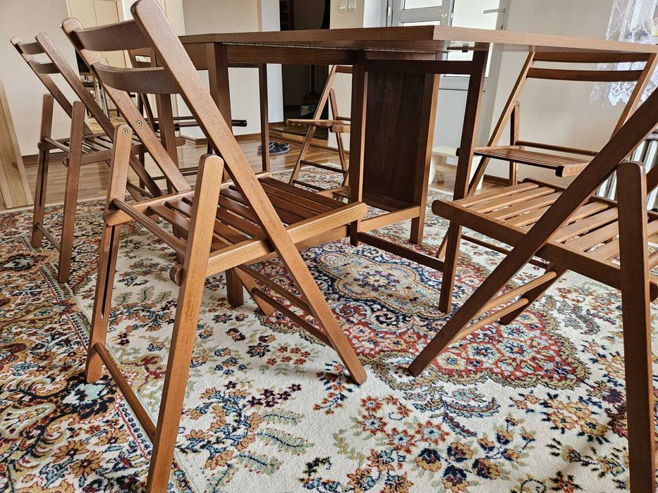 Set masa extensibila cu 6 scaune