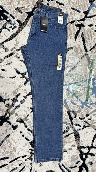 Джинсы Lee regular fit.p-34/32и36/32.