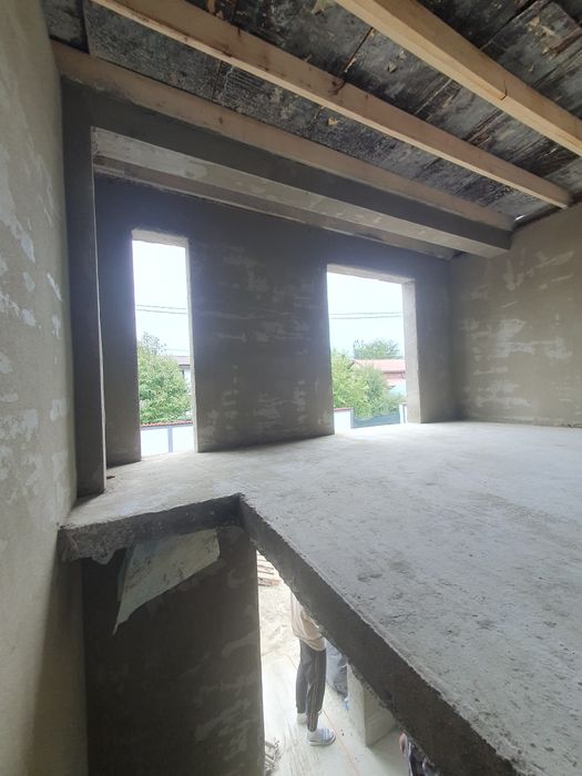 Tencuiala mecanizata