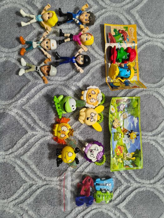 Jucării kinder diferite