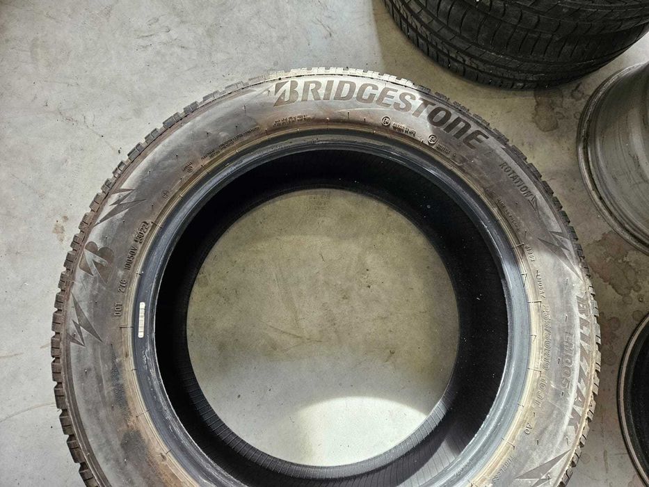 4 Anvelope de IARNA 235.55.19 / 255.50.19 Bridgestone [dot 2022]