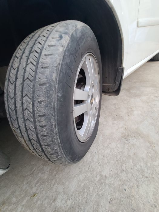 Диска сотилади R15