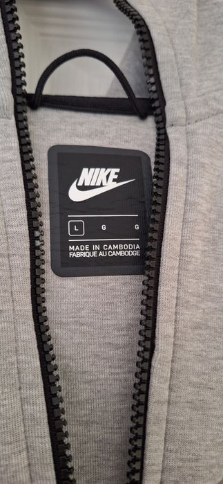 Nike tech  fleece оригинален екип М/L