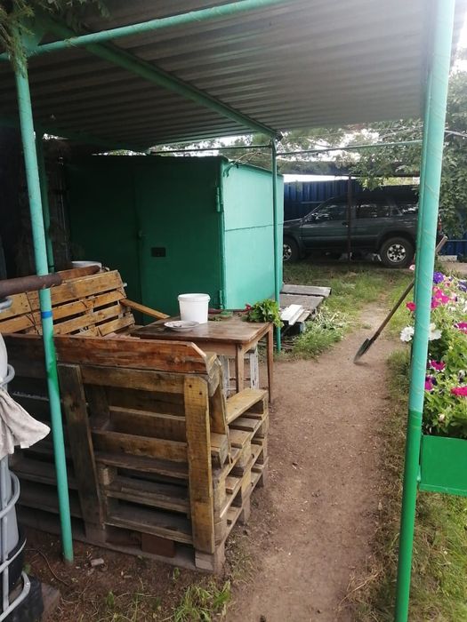 Продаю дачу на правом