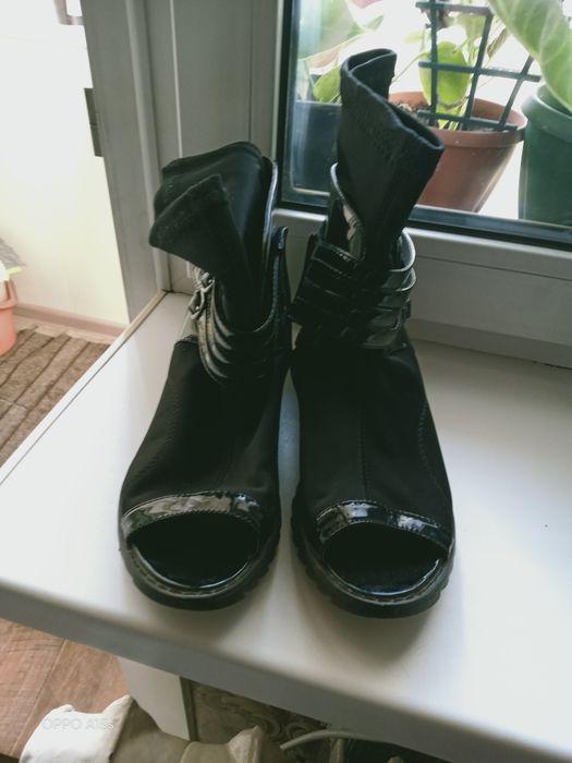 Продам обувь недорого