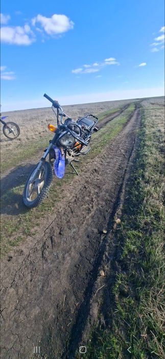 Продам мотоцикл 200кубовый