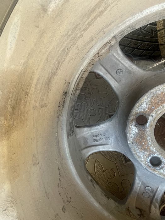 на 15 диски  5х112 Ауди