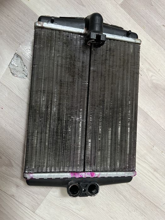 Радиатор печки на мерседес w202 w210