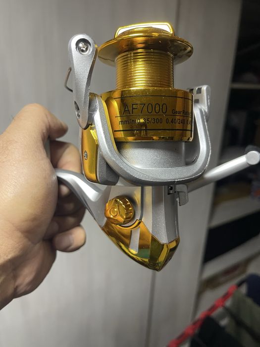 Продам катушки для спиннинга AF 7000