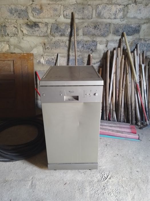 Посудомойка в хорошем состоянии