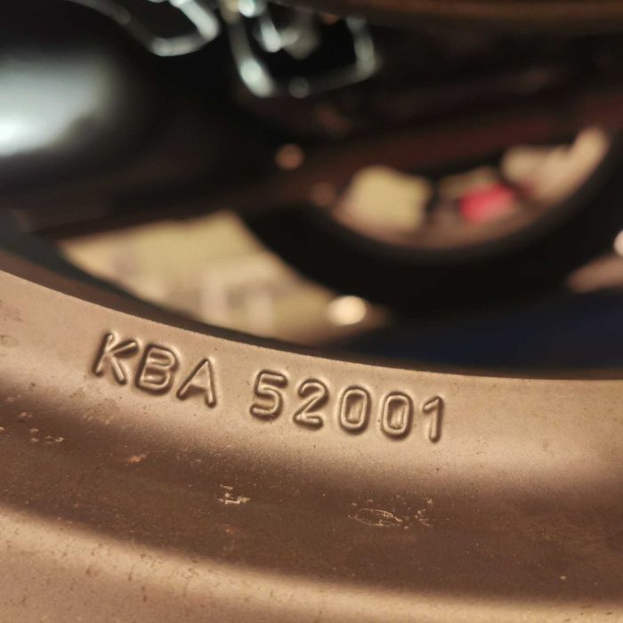 Jante aliaj cu anvelope Bridgestone Blizzak 245/45/19