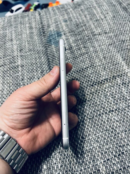 iPhone XR 128GB – Alb – baterie 100%