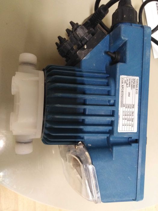 Reparatii pompe dozatoare spuma/ceara