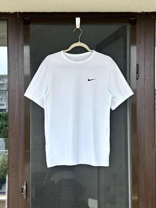 Мъжка тениска Nike Dri-FIT - размер М, Отлично състояние