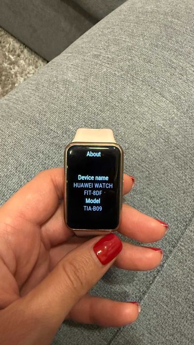 Продавам Huawei Watch Fit