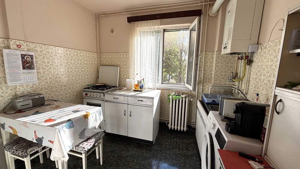 Apartament 4 camere in Manastur zona Flora