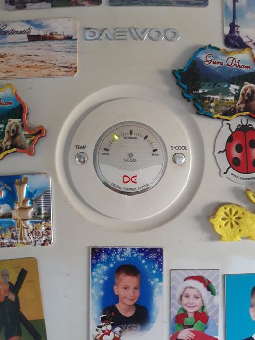 Combină frigorifică Daewoo  no frost !