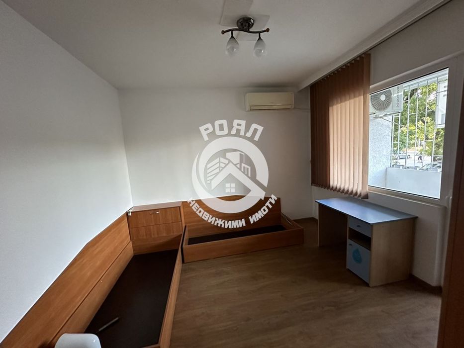 Продава се Тристаен апартамент в Пловдив, Кючук Париж - 86 кв.м за 1546 €/кв.м - Снимка #4
