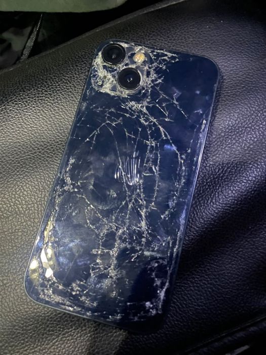 Продам/Обменяю Iphone 13