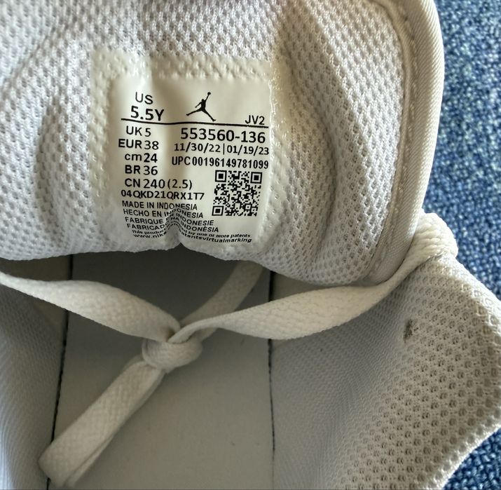 Air Jordan 1 Low (GS ) Triple White ОРИГИНАЛНИ дамски маратонки - 38/24см