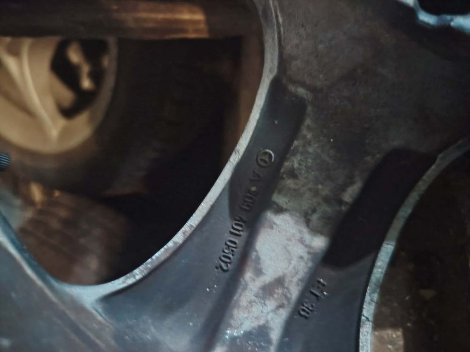 Джанти 17цола с гуми за Мерцедес w204