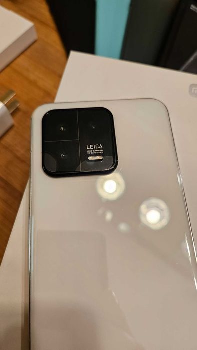 Xiaomi 13 CN 12/512GB бял Xiaomi.eu HyperOS 3