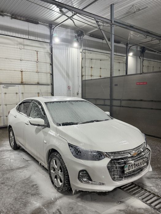 Продам chevralet onix